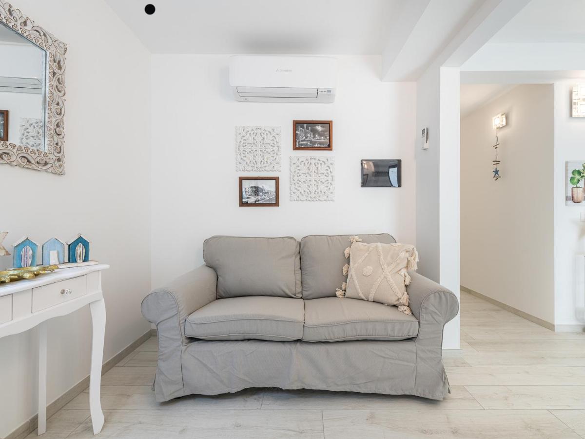 La Buona Stella Rooms - City Centre Cagliari Zewnętrze zdjęcie